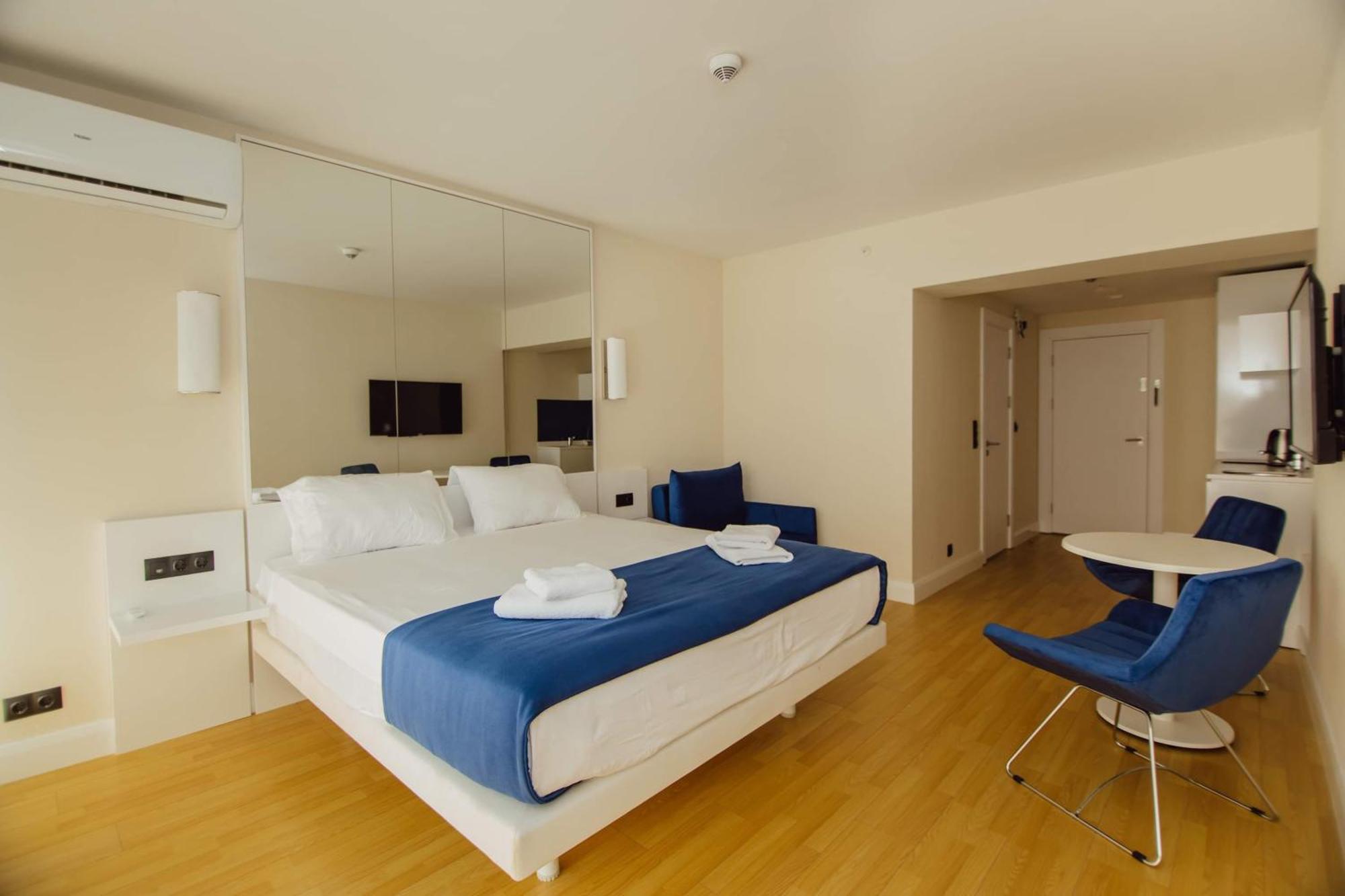 Orbi City Black Sea View Aparthotel 巴统 外观 照片