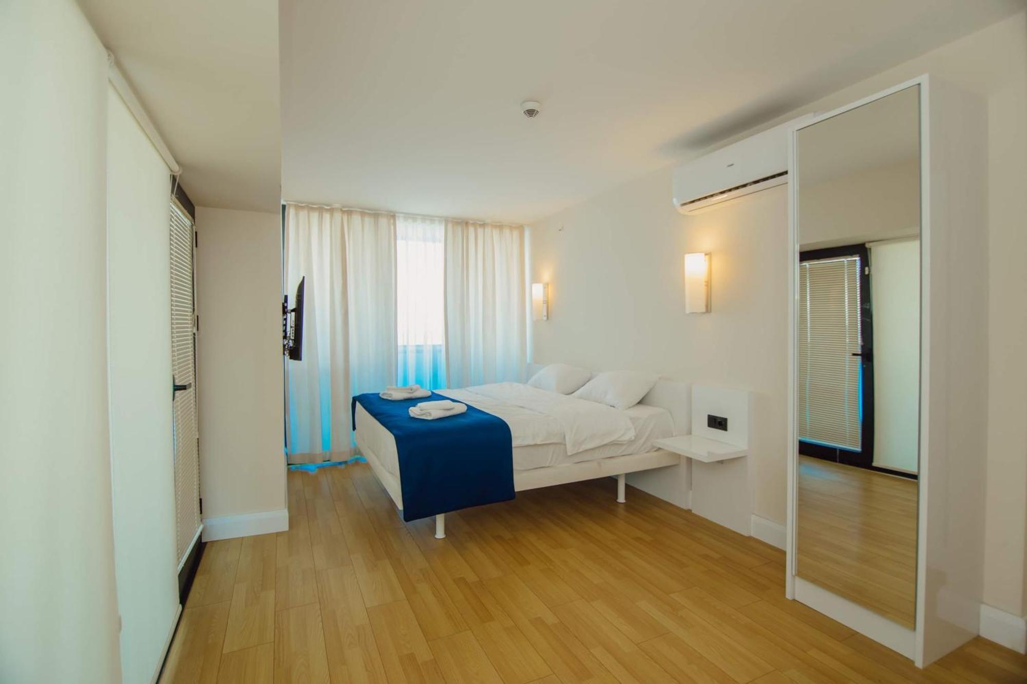 Orbi City Black Sea View Aparthotel 巴统 外观 照片